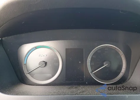 2017 Hyundai Sonata Hybrid z USA, uszkodzony, nr VIN KMHE24L16HA059194